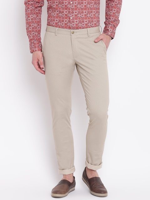 

Blackberrys Men Beige Regular Fit Printed Chinos
