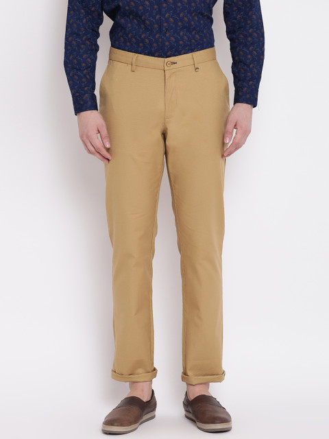 

Blackberrys Men Khaki Slim Fit Solid Chinos