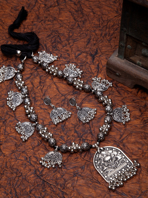 

Infuzze Oxidised Silver-Toned Textured Tribal Jewellery Set