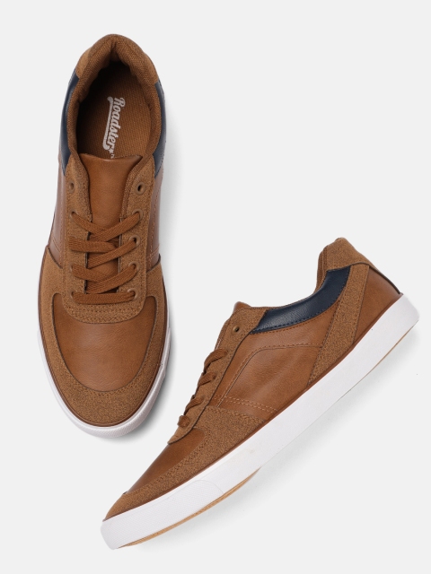 

Roadster Men Brown Sneakers