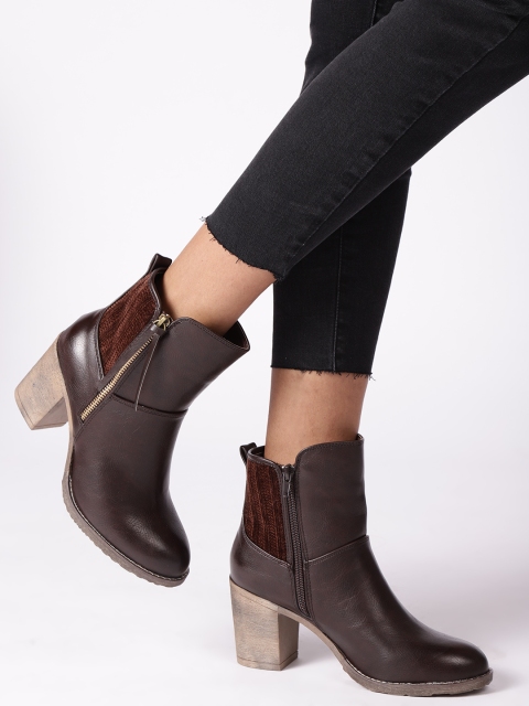 

DressBerry Women Coffee Brown Solid Heeled Boots