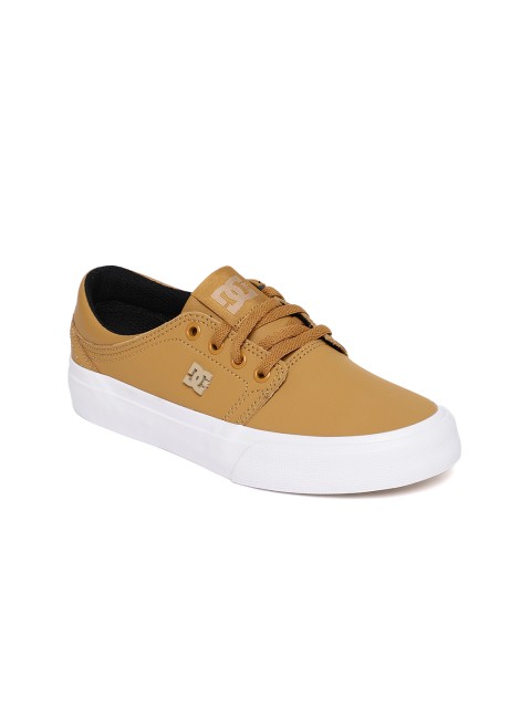 

DC Women Brown TRASE Leather Sneakers