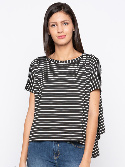 

Globus Women Black Striped Boxy Top