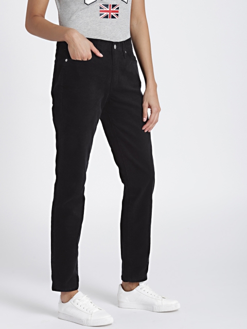 

GAP Women Black Mid Rise True Skinny Cords