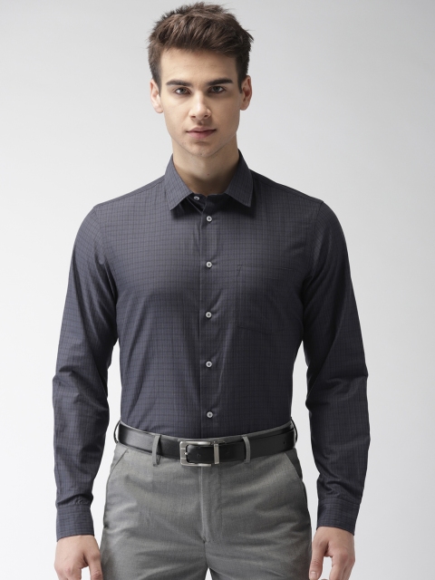 

Arrow New York Men Charcoal Grey Slim Fit Checked Formal Shirt