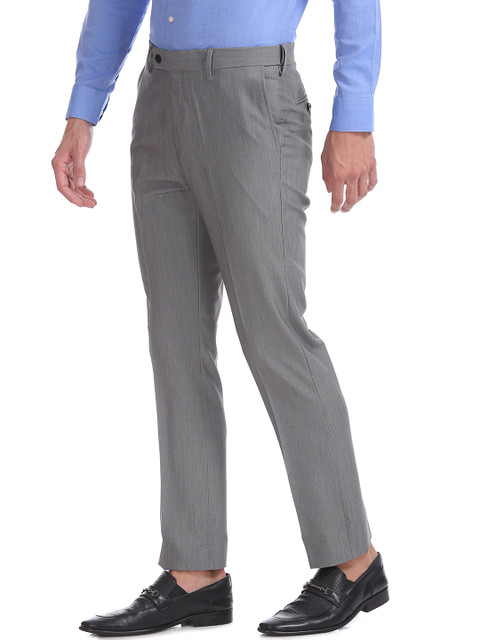 

Arrow Men Grey Tapered Fit Solid Formal Trousers