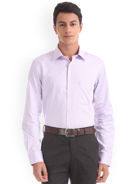 

Arrow Men Purple Regular Fit Solid Casual Shirt