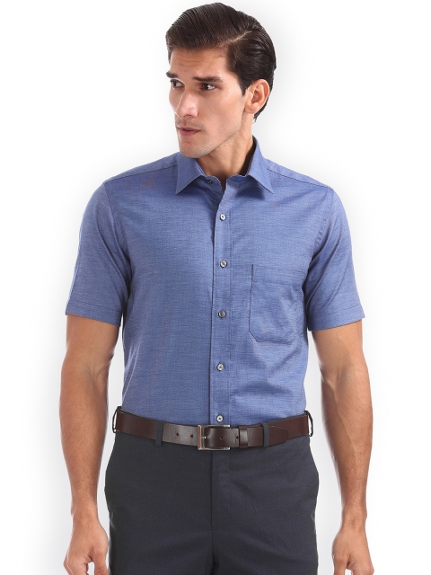 

Arrow Men Blue Regular Fit Solid Casual Shirt