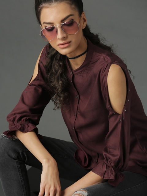 

Roadster Fast and Furious Women Burgundy Solid top with Sleeve Detail