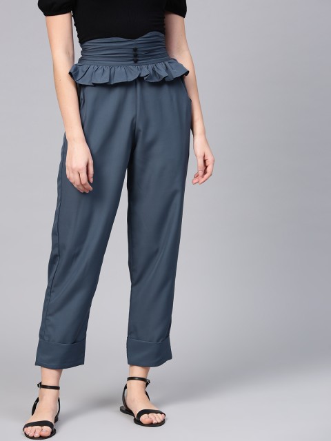 

aasi Women Grey Regular Fit Solid Cropped Trousers