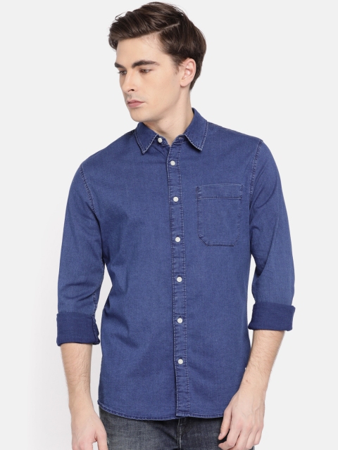 

Calvin Klein Jeans Men Blue Slim Fit Solid Chambray Casual Shirt