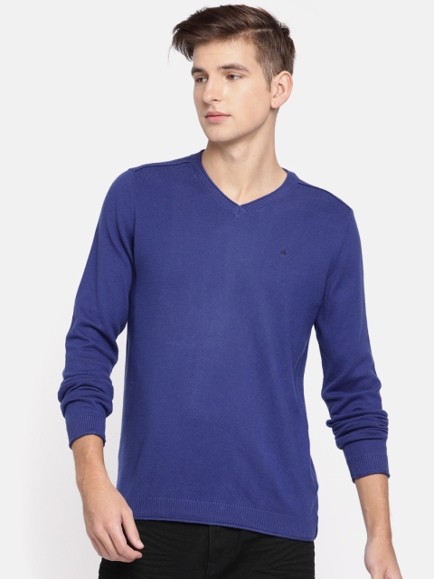 

Calvin Klein Jeans Men Blue Solid Pullover Sweater