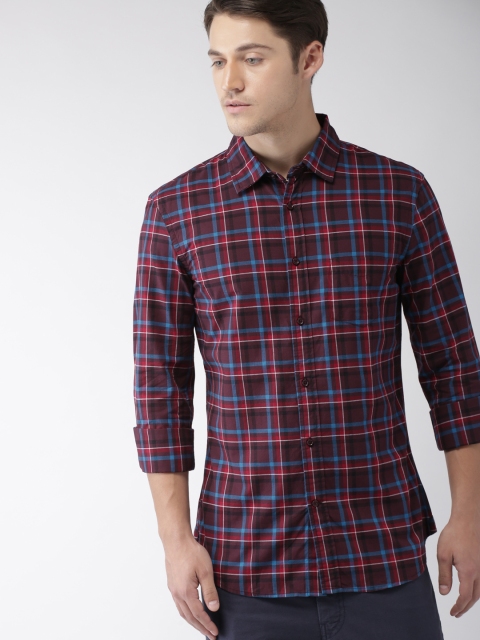 

Celio Men Red & Blue Slim Fit Checked Casual Shirt