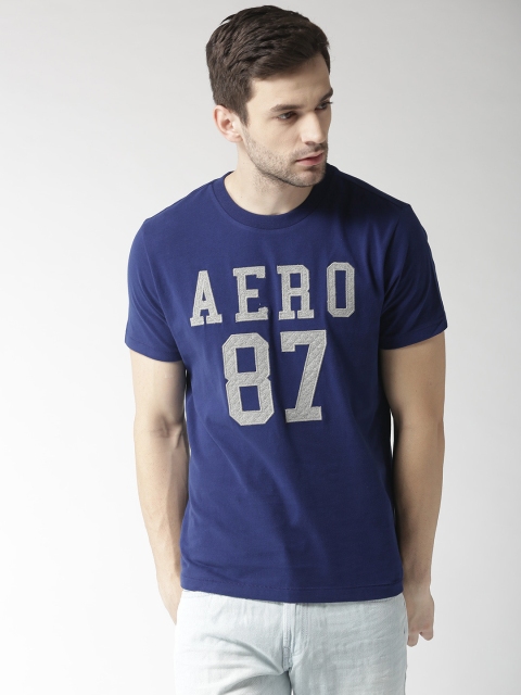 

Aeropostale Men Blue Self Design Round Neck T-shirt