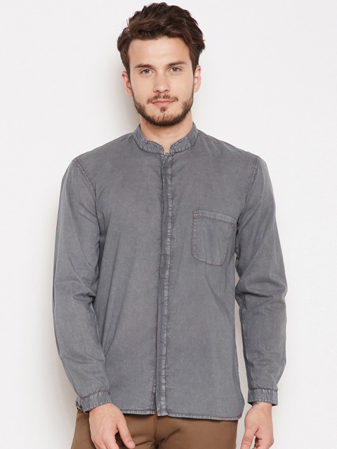 

Oxolloxo Men Grey Comfort Regular Fit Solid Casual Shirt