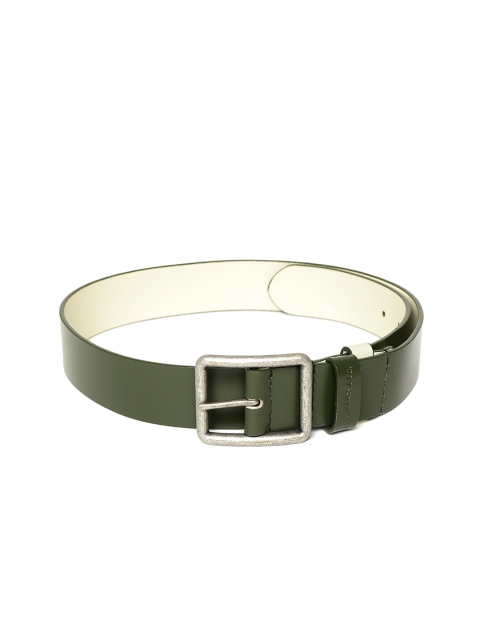 

Levis Men Olive Green Solid Leather Belt
