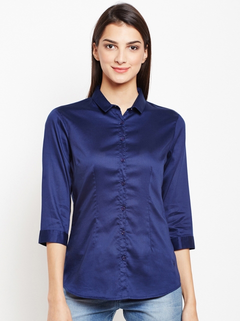 

Crimsoune Club Women Navy Blue Slim Fit Solid Casual Shirt