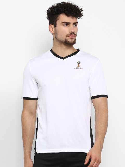 

FIFA U-17 WC Men White Solid V-Neck T-shirt with Anti-Static Technology