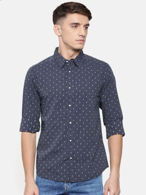 

SPYKAR Men Navy Blue & White Slim Fit Checked Casual Shirt