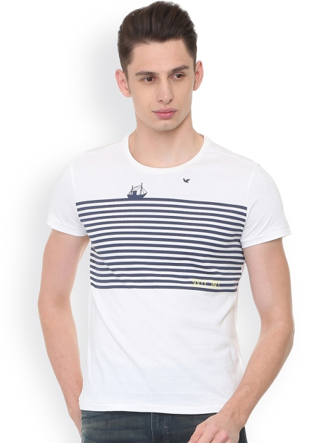 

Solly Jeans Co. Men White Striped Round Neck T-shirt
