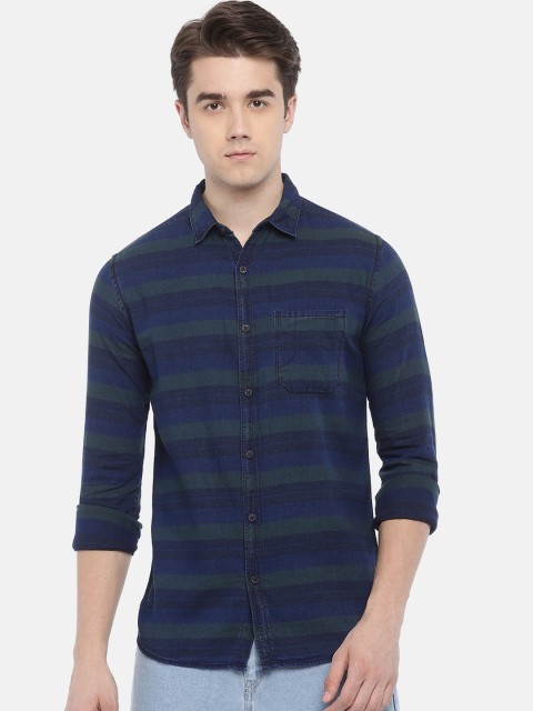 

SPYKAR Men Green & Navy Blue Slim Fit Striped Casual Shirt