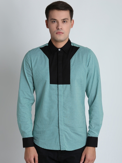 

LA LOFT Men Sea Green & Black Regular Fit Printed Casual Shirt