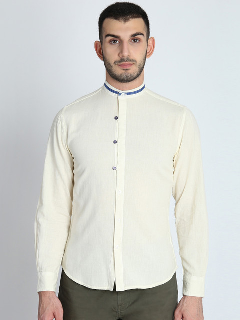 

LA LOFT Men Cream-Coloured Regular Fit Solid Casual Shirt