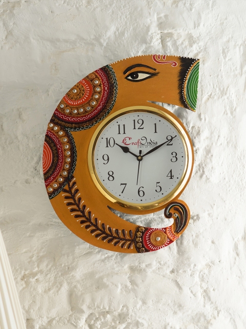 

eCraftIndia White & Green Handcrafted Geometric Printed Analogue Wall Clock