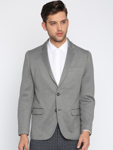 

Basics Men Grey Solid Single-Breasted Blazer