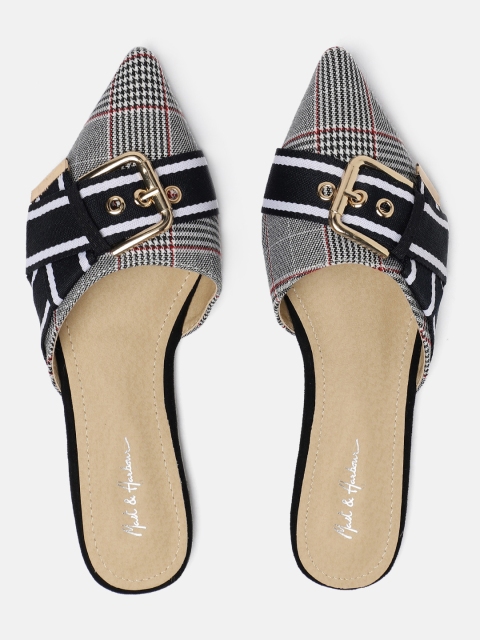 

Mast & Harbour Women Black & Red Printed Mules
