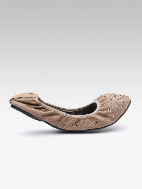 

Carlton London Women Taupe Solid Synthetic Ballerinas
