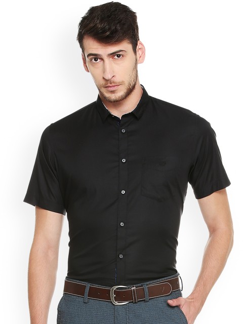 

Van Heusen Sport Men Black Slim Fit Solid Casual Shirt