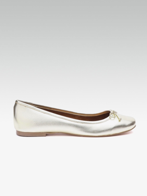 

Carlton London Women Gold-Toned Solid Ballerinas