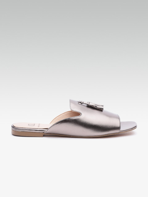 

Carlton London Women Silver-Toned Solid Synthetic T-Strap Flats