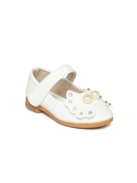 

Kittens Girls White Applique Ballerinas