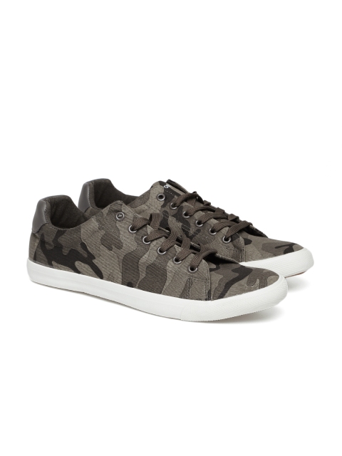 

Aeropostale Men Grey Printed Sneakers