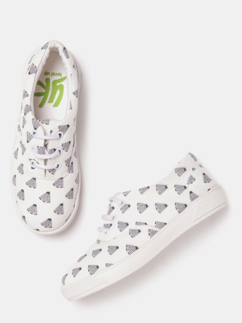 

YK Boys White & Black Printed Sneakers