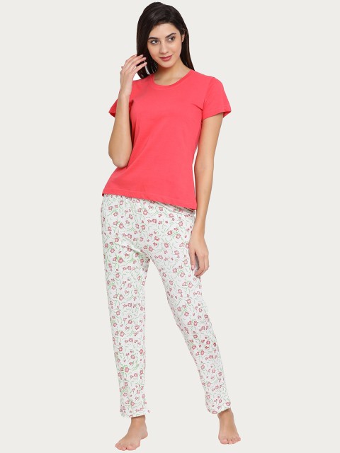 

Clovia Red and White Lounge Sets COMBLT077XL, Pink