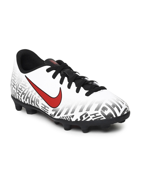 

Nike Kids White & Black VAPOR 12 CLUB GS Football Shoes