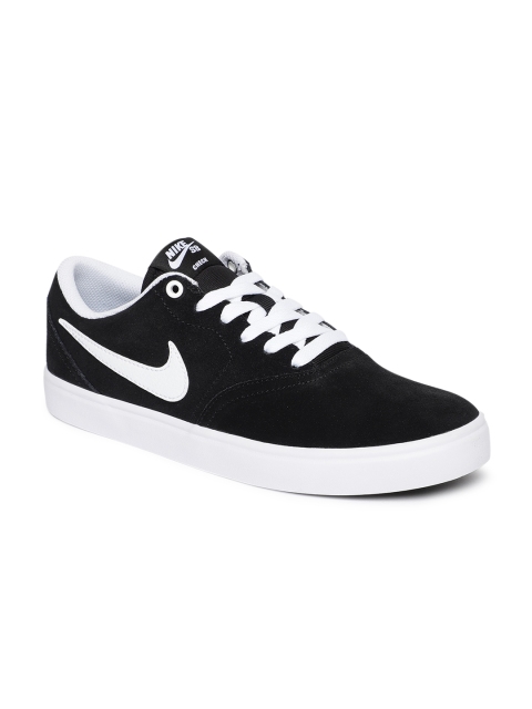 

Nike Women Black & White Solid Skateboarding Shoes