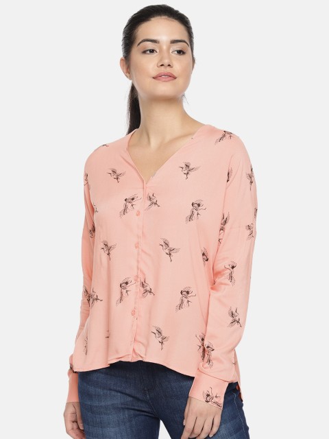 

Vero Moda Women Peach Regular Fit Printed Casual Shirt