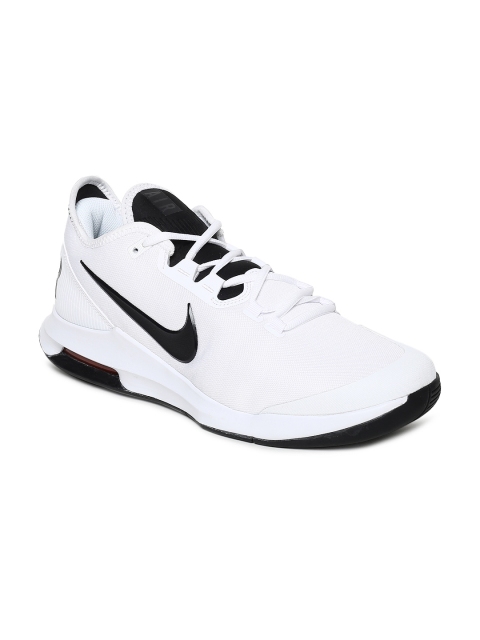 

Nike Men White AIR MAX WILDCARD HC Tennis Shoes