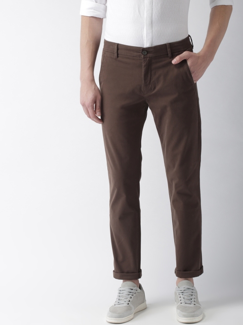 

Levis Men Brown Slim Fit Solid Chinos 511