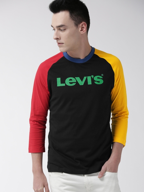 

Levis Men Black Printed Round Neck T-shirt