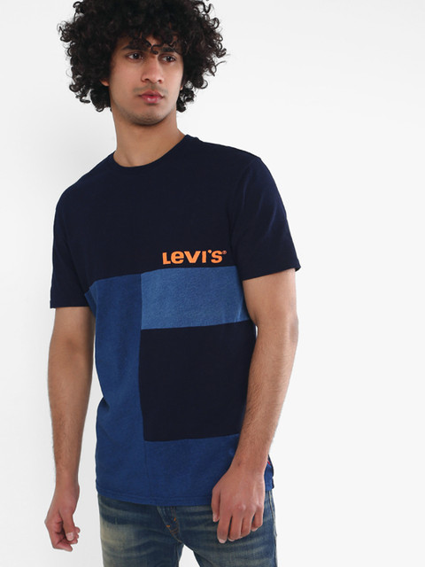 

Levis Men Blue Colourblocked Round Neck T-shirt