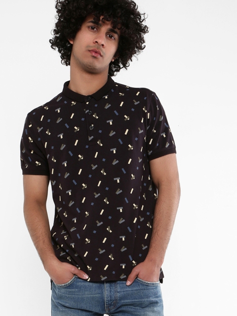

Levis Men Black Printed Polo Collar Pure Cotton T-shirt