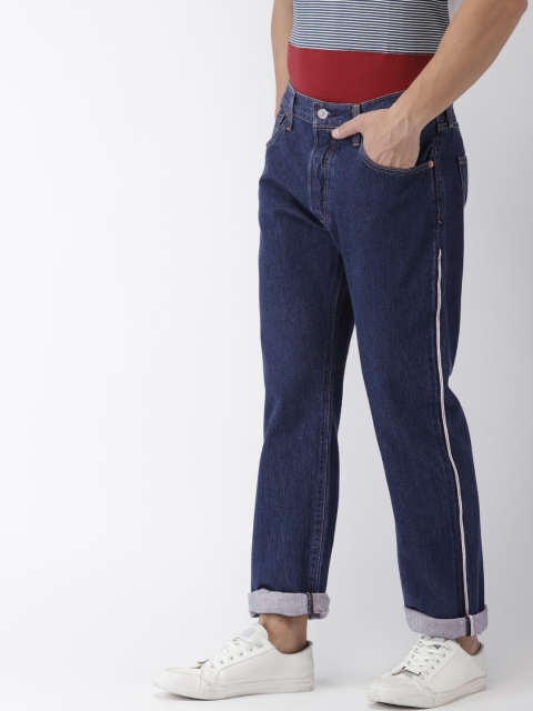 

Levis Men Blue Straight Fit Mid-Rise Clean Look Stretchable Jeans 501