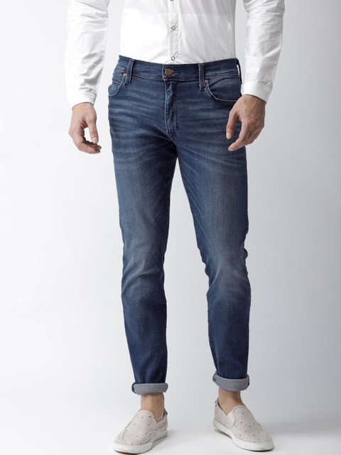 

Levis Men Blue Tapered Fit Low-Rise Clean Look Stretchable Jeans 512 Redloop