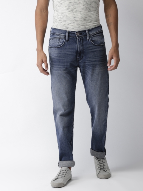 

Levis Men Blue Regular Fit Low-Rise Clean Look Stretchable Jeans 502