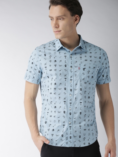 

Levis Men Blue Slim Fit Printed Casual Shirt